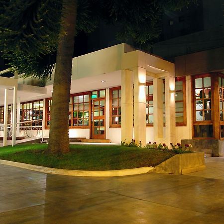 Hotel Libertador Santiago del Estero Exterior foto