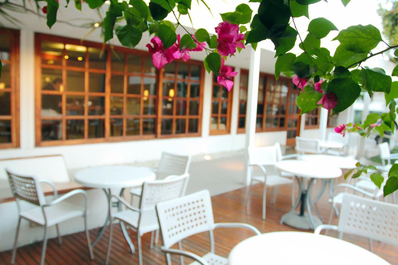 Hotel Libertador Santiago del Estero Exterior foto